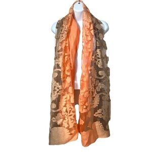 Sciarpa Lightweight Floral Lace Scarf 74”x56” Timeless Classic Traditional